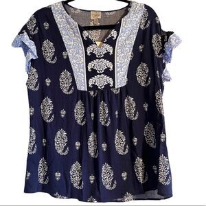 😊 3/$30 NWT COMO VINTAGE top Sz S ruffle sleeve light & dark blues